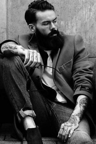This Bearded, Tattooed MMA Fighter Is The Definition Of Daddy AF