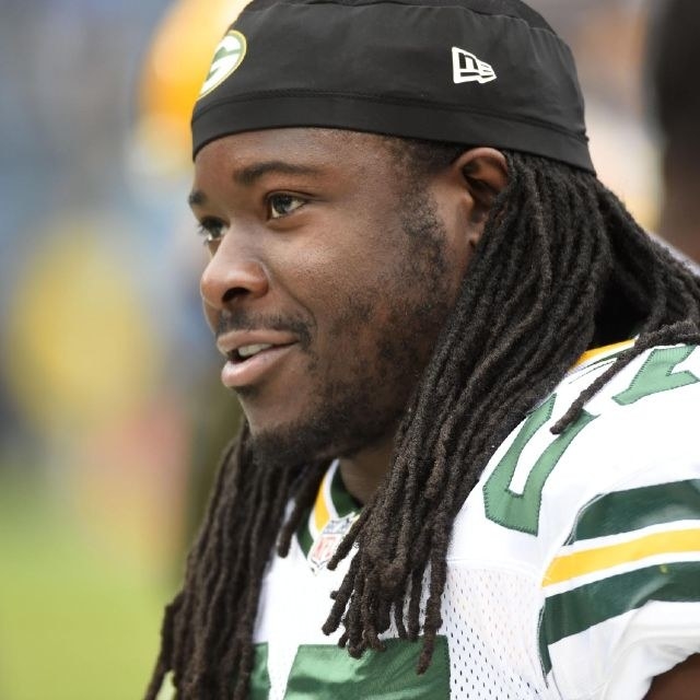 Who says going RB-RB is dead? Legends of Kelvin Benjamin's decline seem to have been greatly exaggerated and Amari Cooper would appear to be Dat Boi in Oakland (o shit!) At this point, Nial must be praying for Hyde not to repeat last year's performance of looking solid in Week 1 then Burning in Hell.Trend↑3