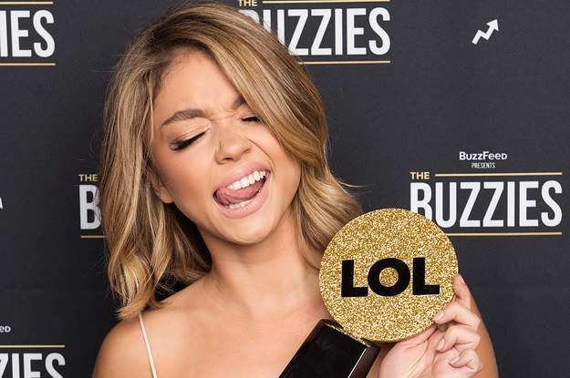 Sarah Hyland Won The Lol Buzzie Award At Buzzfeed S Pre Emmys Party