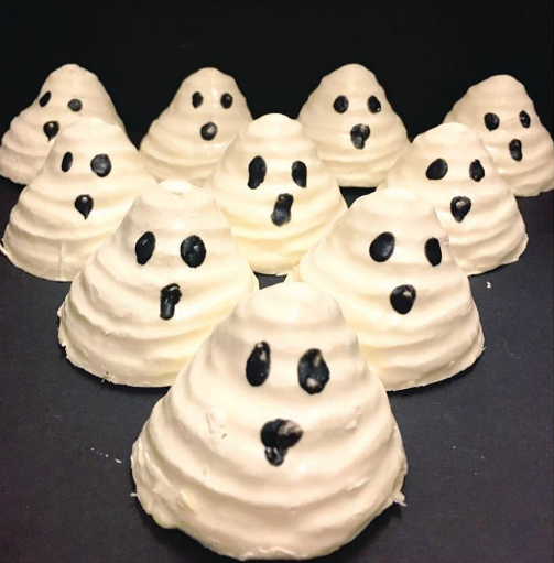 Boo Bath Melts, AKA these cute lil' ghosts, melt in your water for a warm ginger scent.