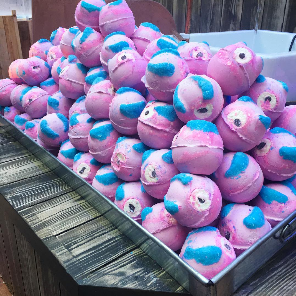 Monsters' Ball bath bombs are the cutest cyclops-themed things I've ever seen.