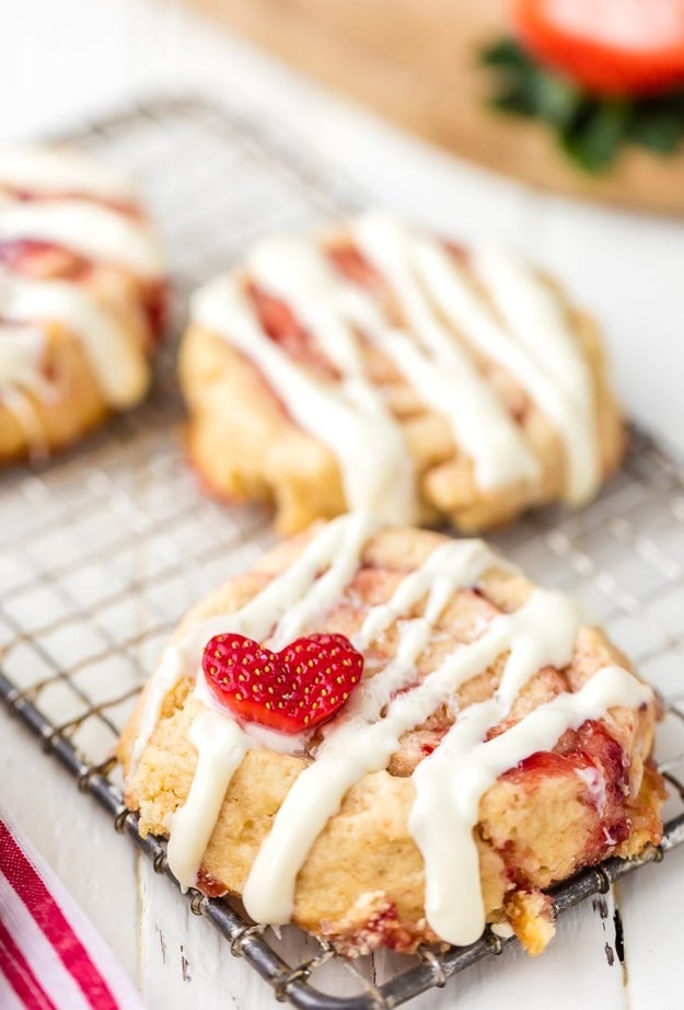 Strawberry Cinnamon Roll Cookies