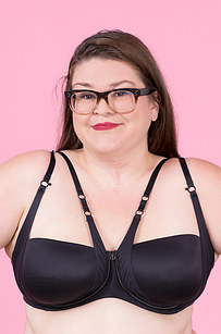 So A Special Sleeping Bra Exists And It S Less Bad Than You D Think