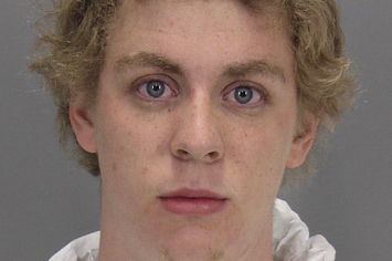 Ex-nadador de Stanford condenado por abuso sexual é solto após três meses de prisão