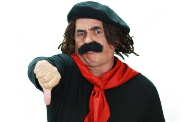 Tem três estados no sul e imagina se alguém do Paraná chamasse vocês de "cariocas", porque é "tudo a mesma região mesmo, vai"?