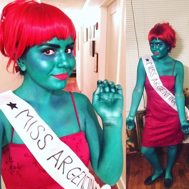 31 Genius Halloween Costumes All '80s And '90s Kids Will Want