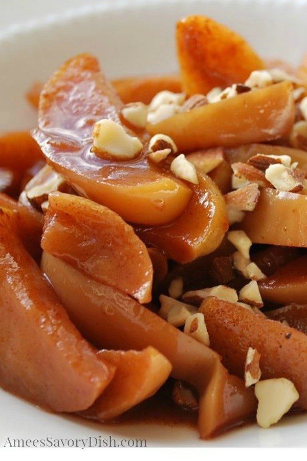 When you’re craving apple pie and don’t want to sabotage your healthy eating goals, these baked cinnamon apples are nutritious and delicious! They’re so easy to prepare, you’ll want to make them all season!