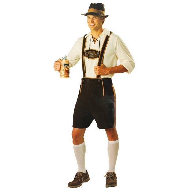 Ya no vas a necesitar pretextos para tomarte todas esas cervezas con este disfraz típico de Bavaria ($640).