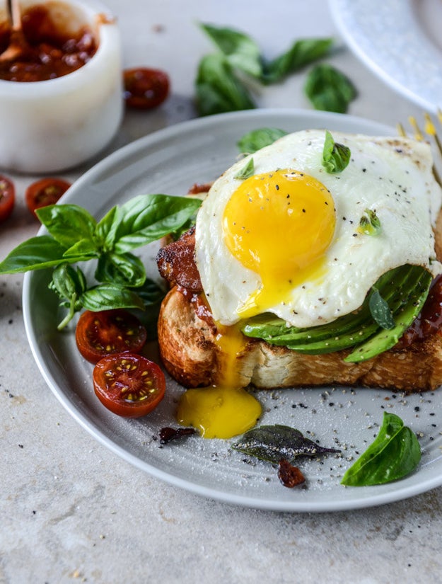 Avocado Bacon and Egg Toast with Quick Tomato Jam