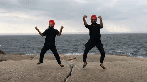 Everyone Is Falling In Love With These Happy Bhangra Dancers At Peggys Cove
