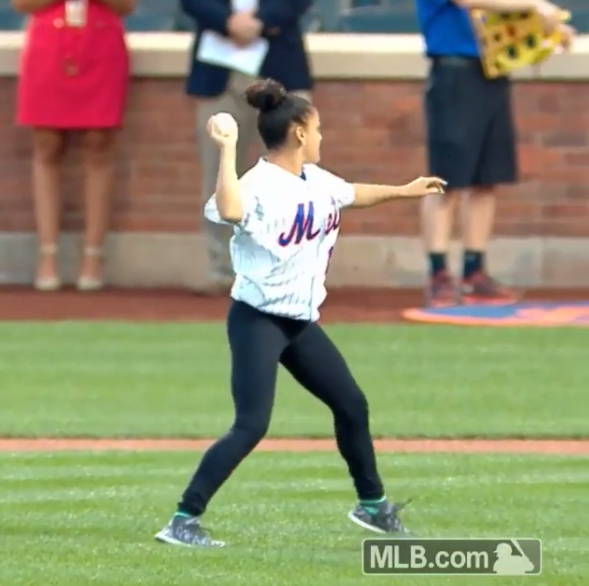 Laurie Hernandezs Opening Throw For The Mets Was Pitch Perfect