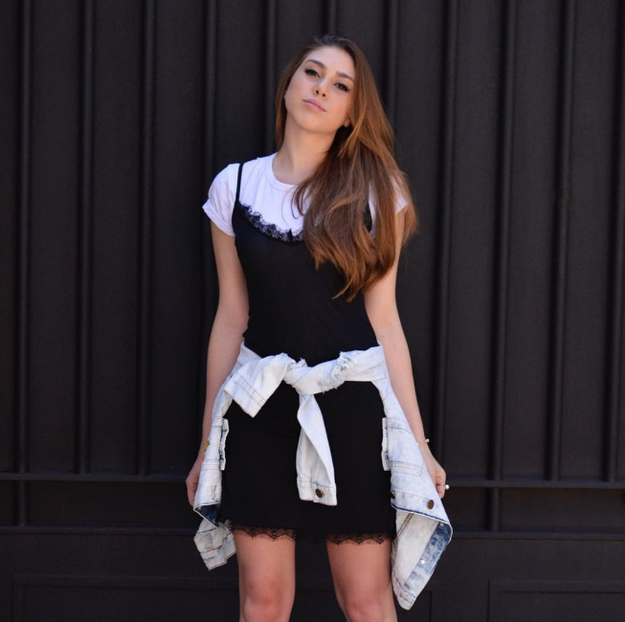 No tienes que ser talla 0 para llevar esta prenda noventera.