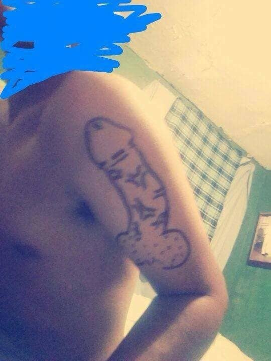 21 Tatuajes Que Arruinaron Vidas De La Forma Más Chistosa Posible