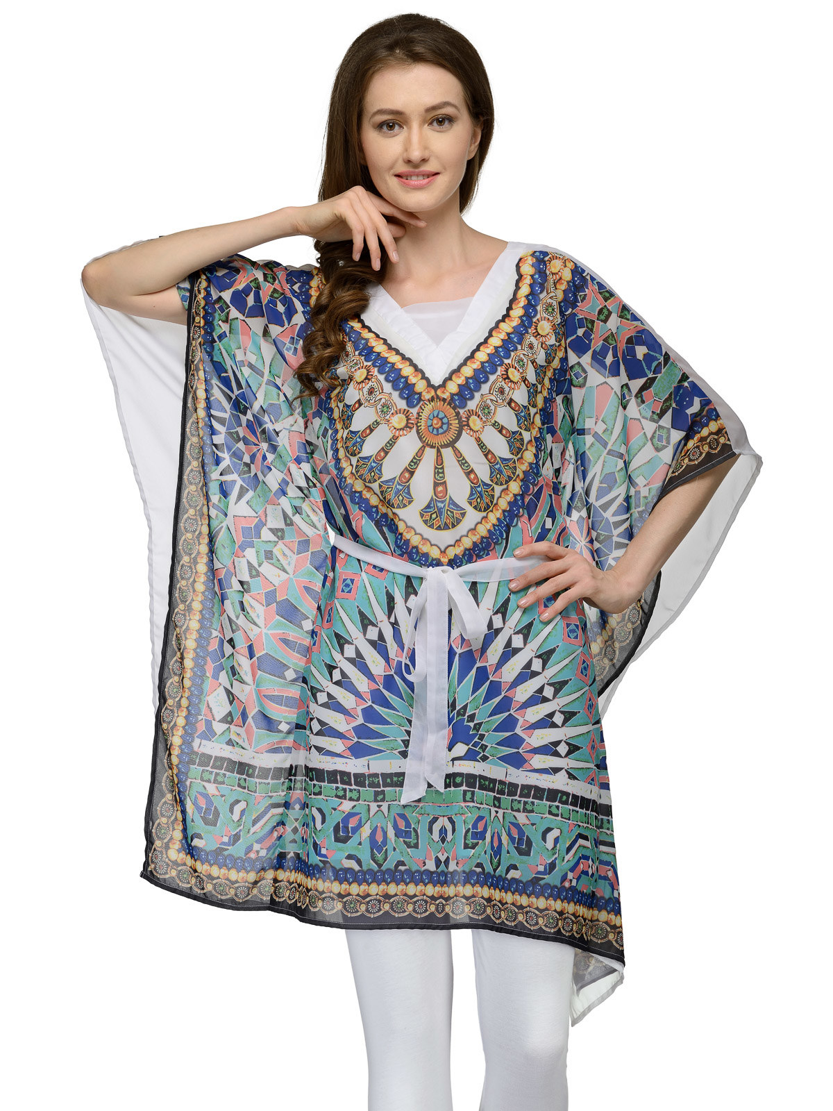 Kaftan inspired loose fitting kurti are a perfect combination of sophistication and glamour. Wear it out with friends on a casual sunday outing or on a hot summer evening.