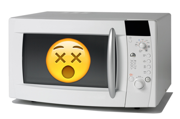 How Bad Is It To Look Into The Microwave While It's On?
