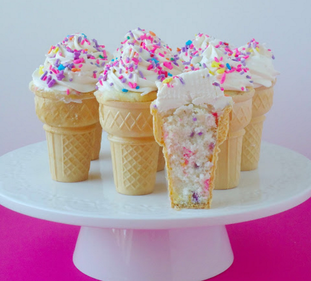 Funfetti Ice Cream Cone Cupcakes