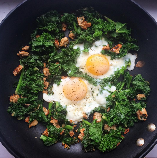 Skillet-Fried Eggs with Ground Beef and Kale