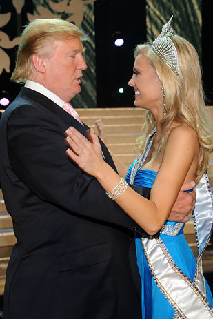 Donald trump calls in his wife to win him votes from women 29 Pictures Of Donald Trump With Women That Are Hard To Look At Now