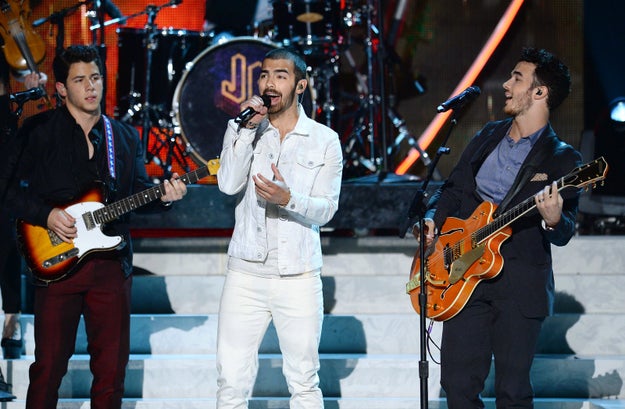 And then gave us the truth about how the Jonas Brothers actually broke up.