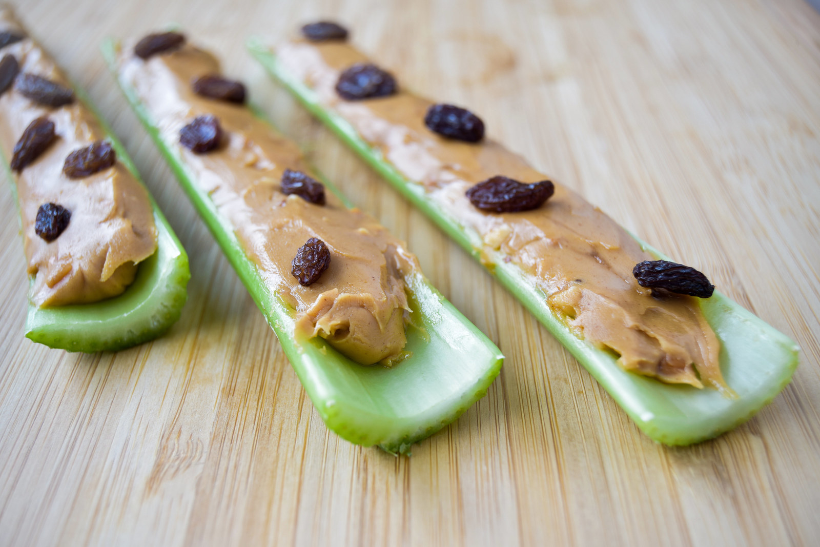 21 Healthy Power Snacks All College Students Should Know