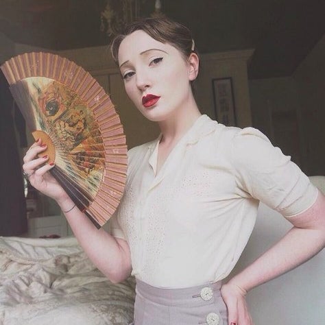 19 Women With Vintage Style You'll Want to Follow on Instagram