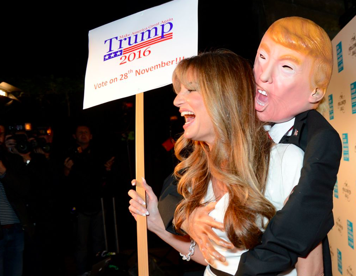 Crean un espeluznante disfraz de Melania Trump para Halloween