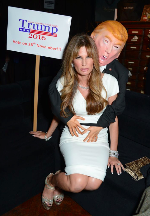 Crean un espeluznante disfraz de Melania Trump para Halloween