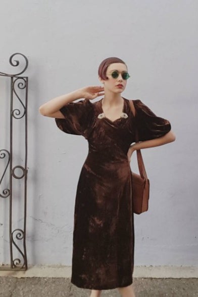 19 Women With Vintage Style You'll Want to Follow on Instagram