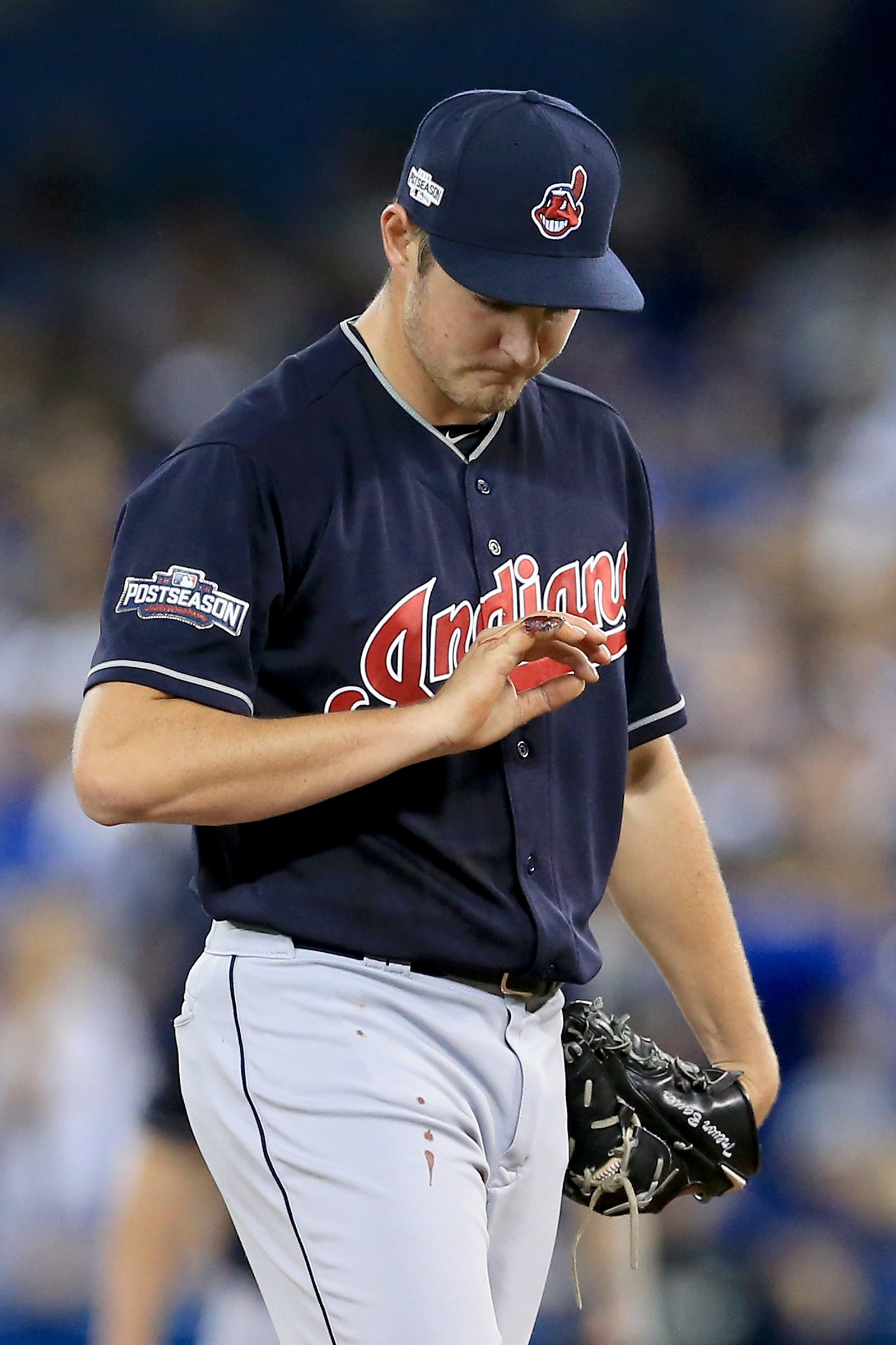 Outside The Confines: Just sign already, Trevor Bauer - Bleed Cubbie Blue