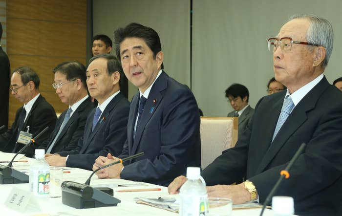 天皇陛下 生前退位のお気持ち どう受け止める 有識者会議5つのポイント