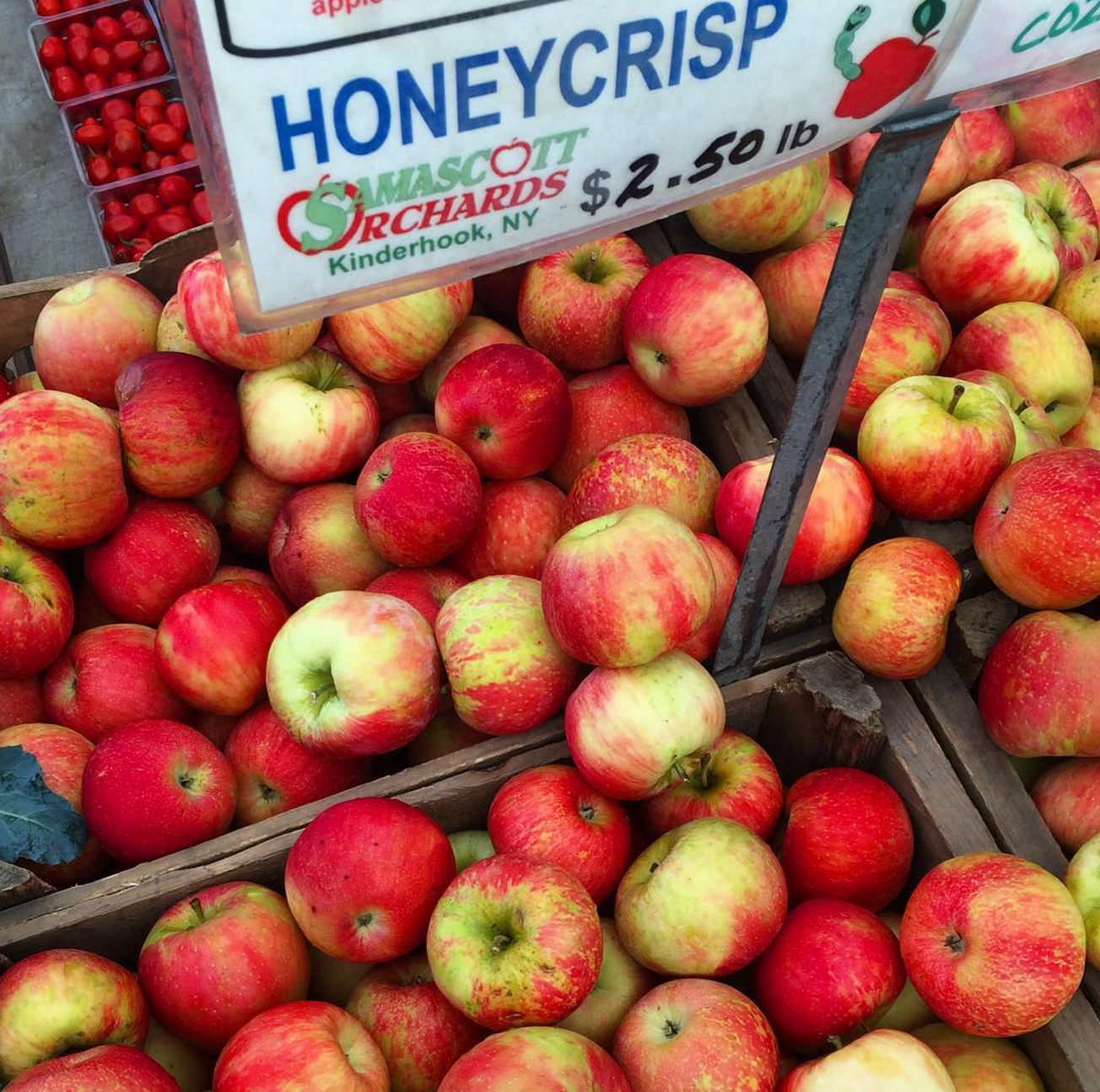 honeycrisp apple png