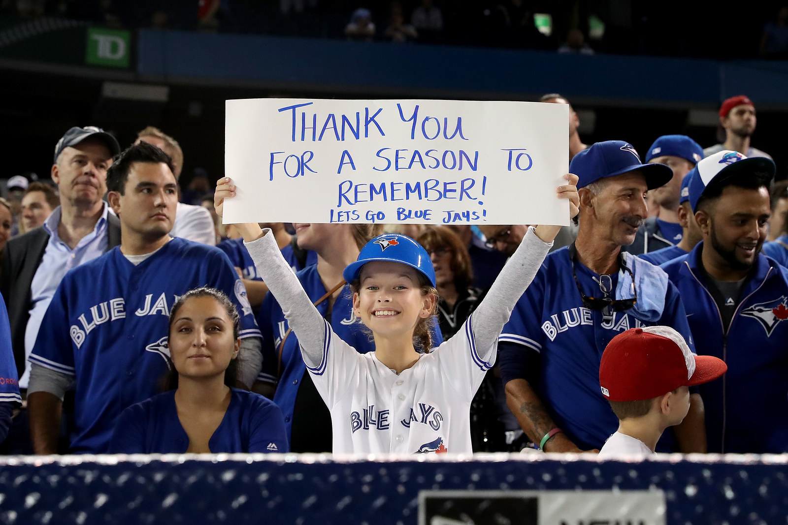 ALCS playoffs: Edwin Encarnacion to play for Toronto Blue Jays despite sore  finger