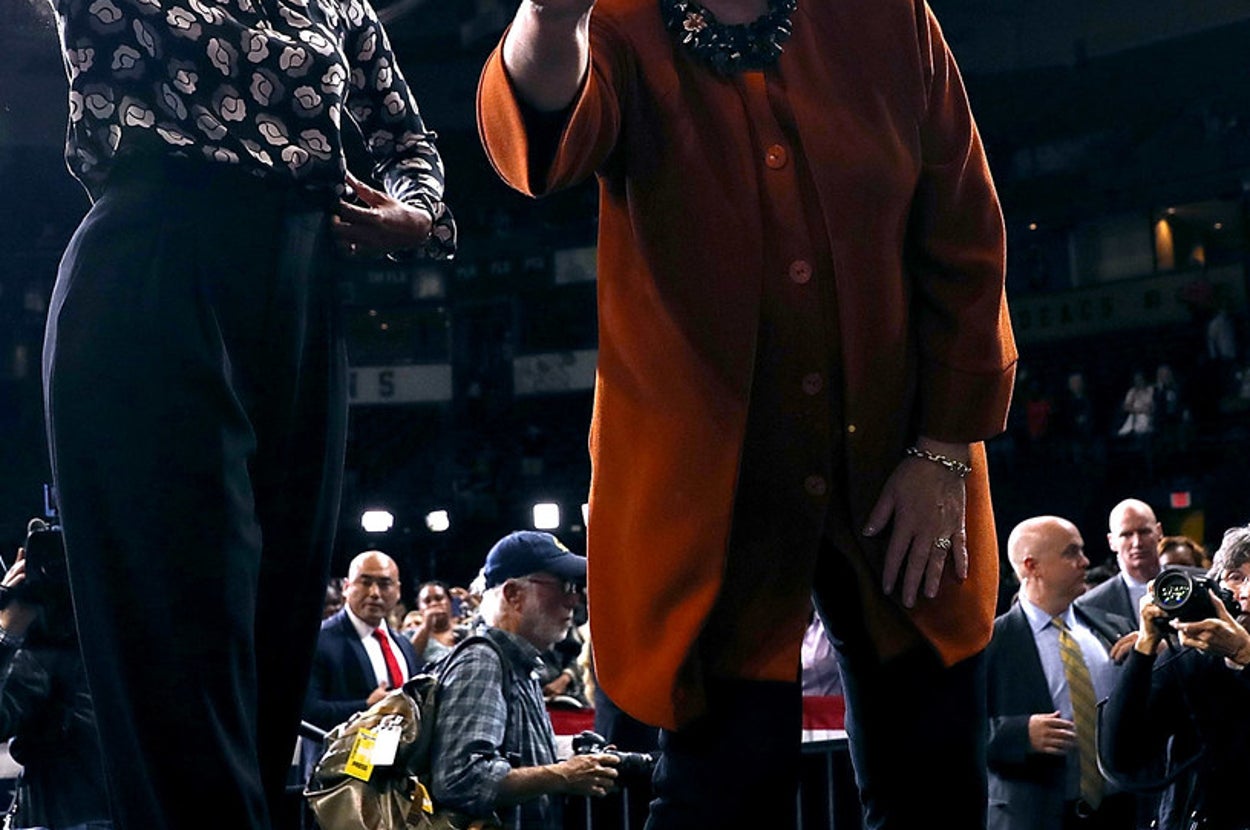 Michelle Obama And Hillary Clinton Ask Voters To Think Like A First Lady