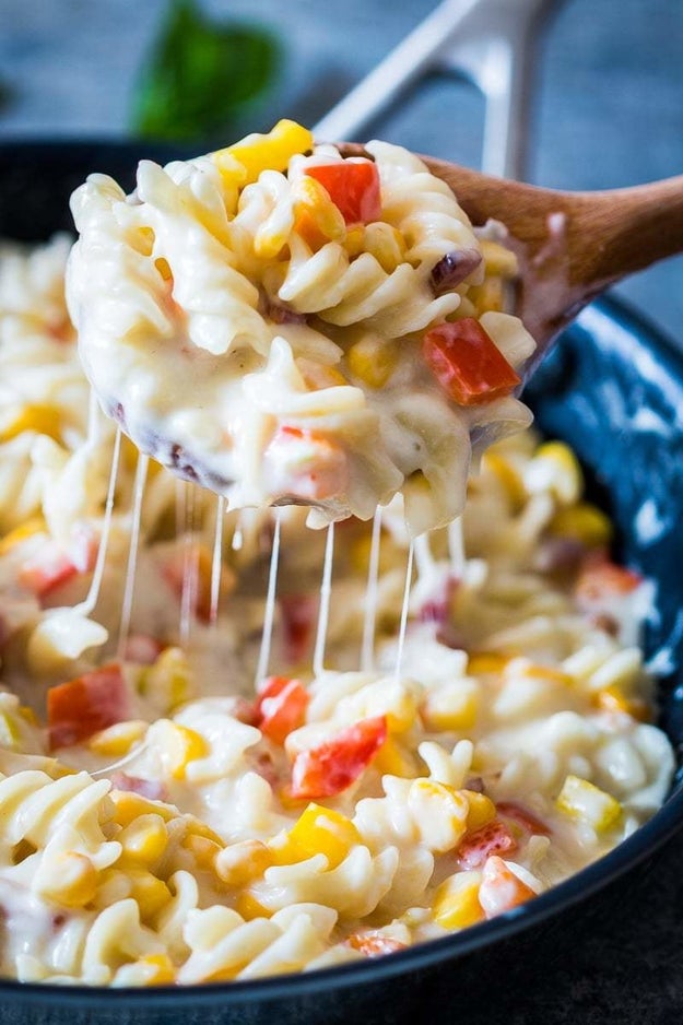 11 Insanely Delicious Cheesy Pasta Dishes That Are Perfect For Fall