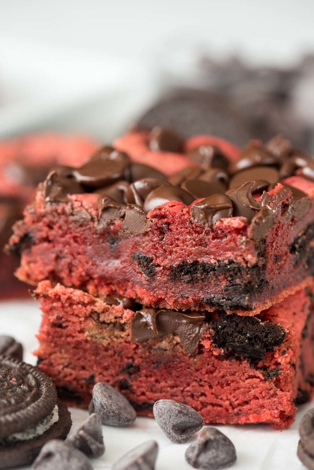 Oreo Red Velvet Cookie Bars