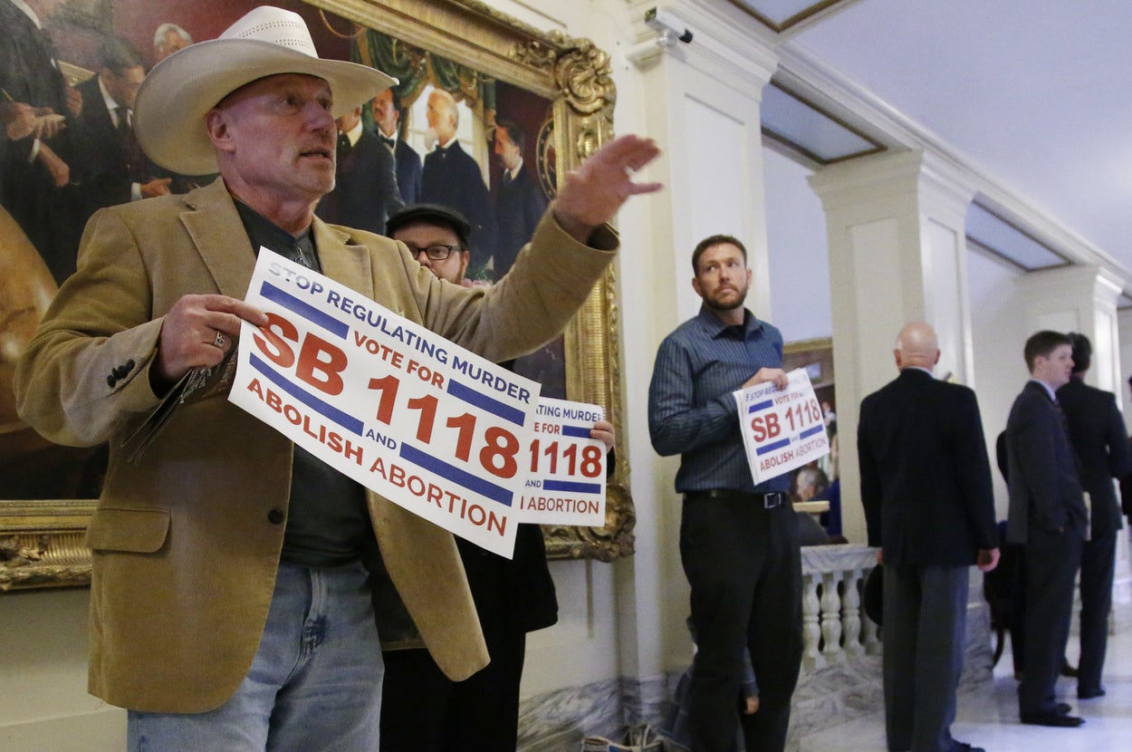 Oklahoma Supreme Court Throws Out Abortion Law