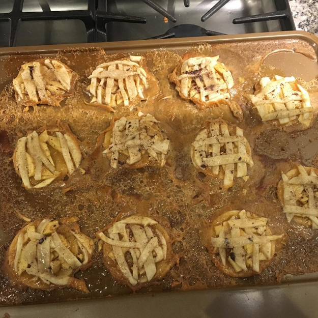 These apple pie cookies that ran out of filling.