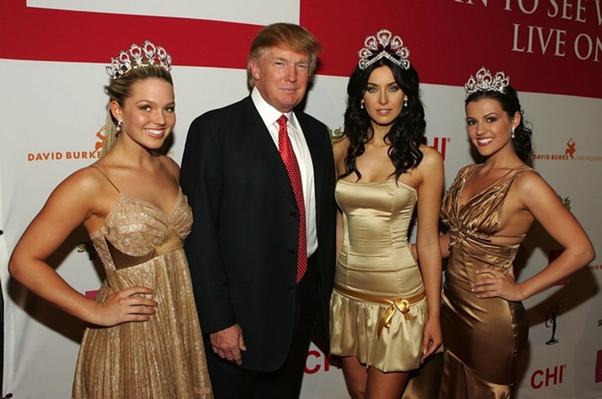 1200px x 797px - We Were All Nakedâ€ When Donald Trump Walked Through Beauty Queen Dressing  Room
