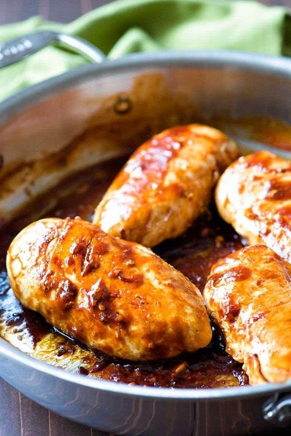 10 Delicious Chicken Dinners You Can Make In One Pan