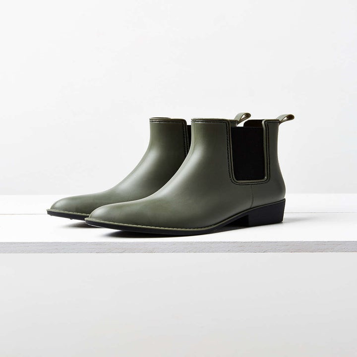 inexpensive boots