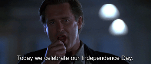 Difficile de battre le discours épique du président incarné par Bill Pullman dans Independence Day. Face à l'adversité –c'est-à-dire une attaque d'aliens–, le président réussit à insuffler de la force et de l'espoir à son pays. C'est beau, on aurait presque envie de devenir Américains.