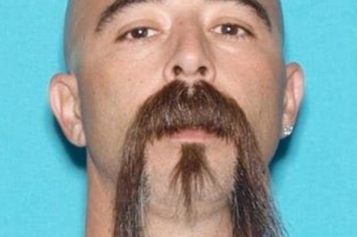 Suspect Captured After California Sheriff's Deputy Killed In "Execution ...