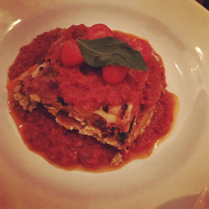 Made with gluten-free brown rice noodles, the lasagna has layers of vegetables like carrots, kale, and zucchini with vegan mozzarella, sunflower tofu ricotta, and house-made marinara. You would never guess this satisfying dish is gluten-free and vegan!