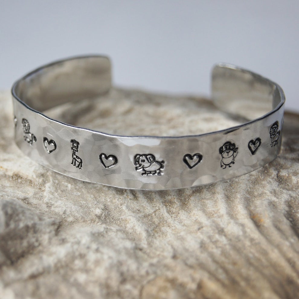 27 Gift Ideas For Your Friend Who Really, Really Loves Animals