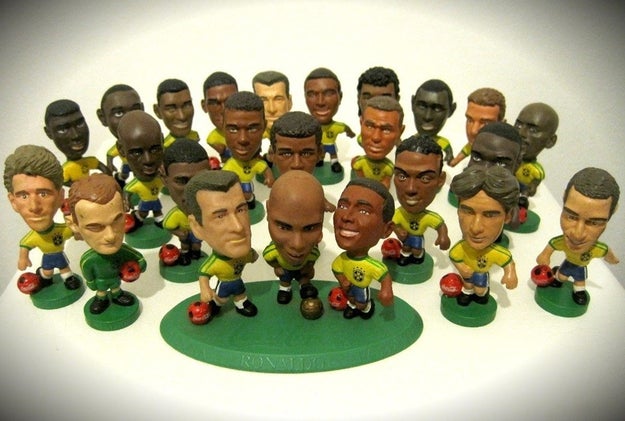 22 objetos que todo fã de futebol torcia para ter na infância