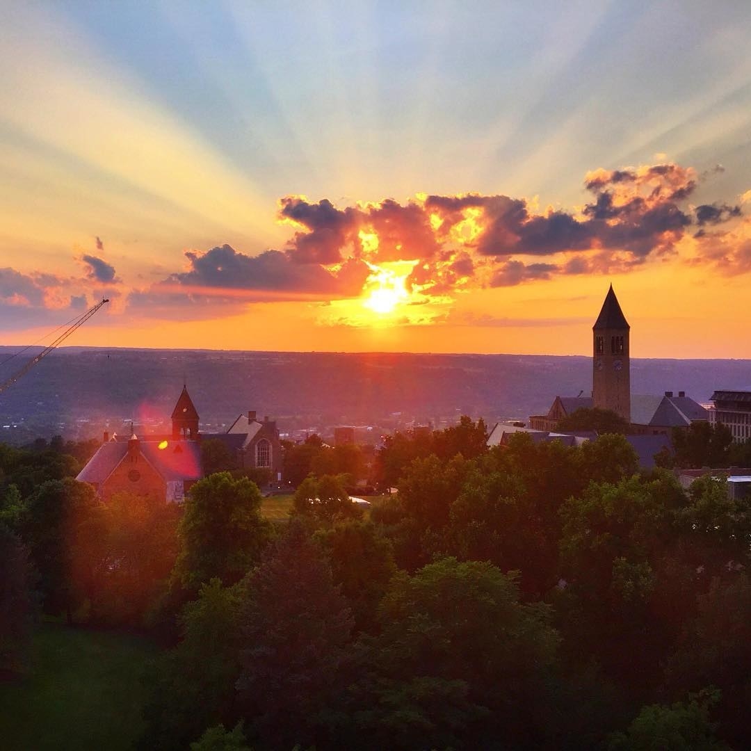 Last, but not least those amazing sunsets over Libe Slope!