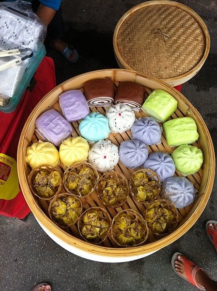 The streets of Thailand begin to fill up with food stalls that offer delicious vegetarian dishes such as dim sum stuffed full of mushrooms during the festival.