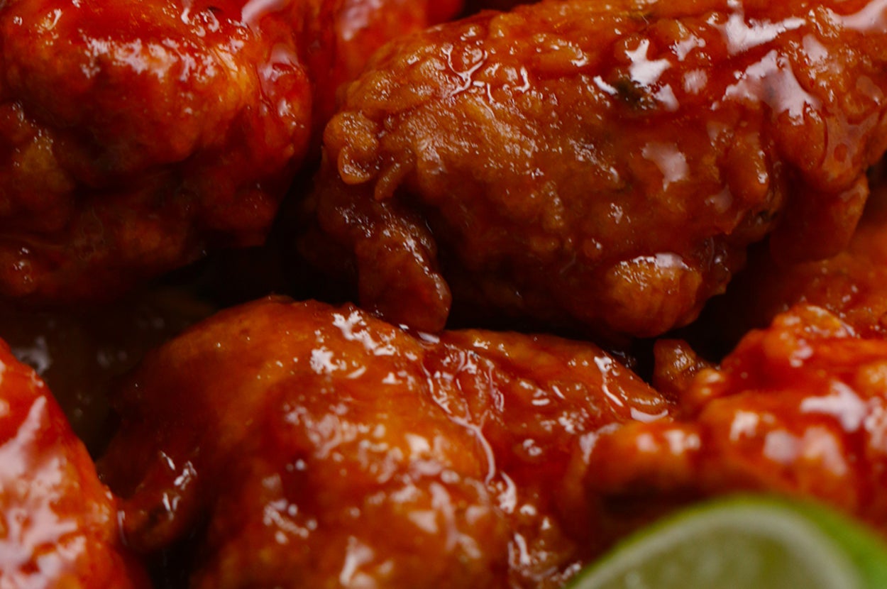 Honey Lime Sriracha Chicken Poppers