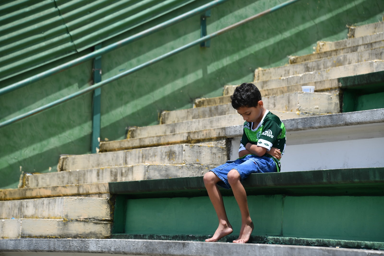 Veja fotos da partida incendiada por foguinho na Arena Condá