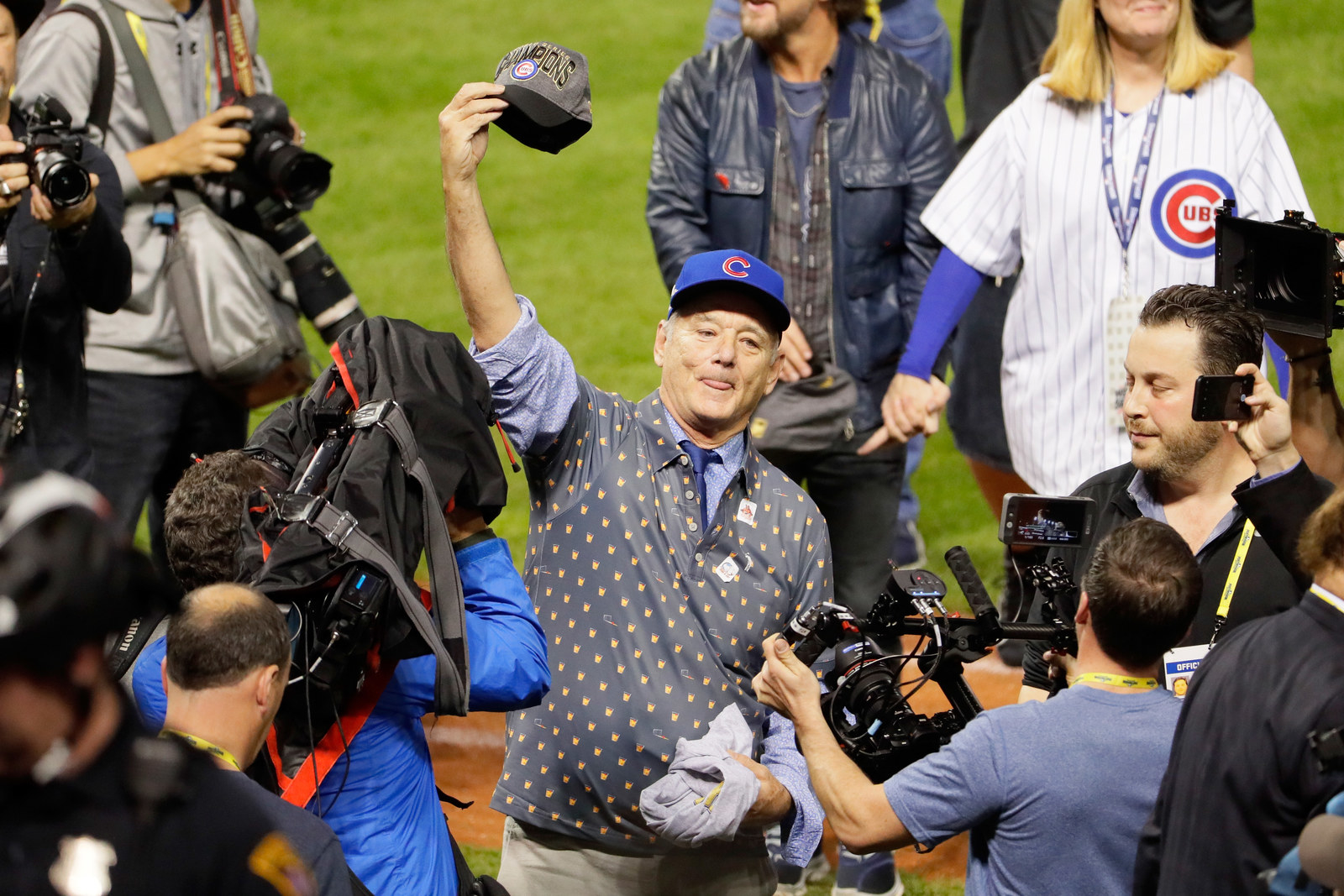 Bill Murray was the happiest man on the planet watching the Cubs